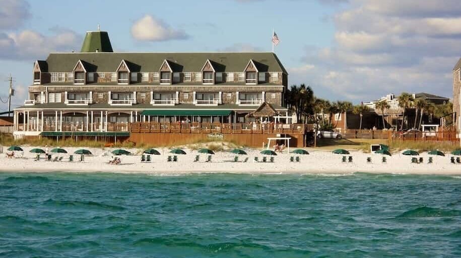Beautiful-photo-of-the-Henderson-Park-Inn-hotel-on-the-beach-in-Destin-FL.jpg